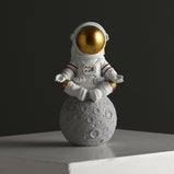 Resin Astronaut Small Decorations Lovely Space Decoration